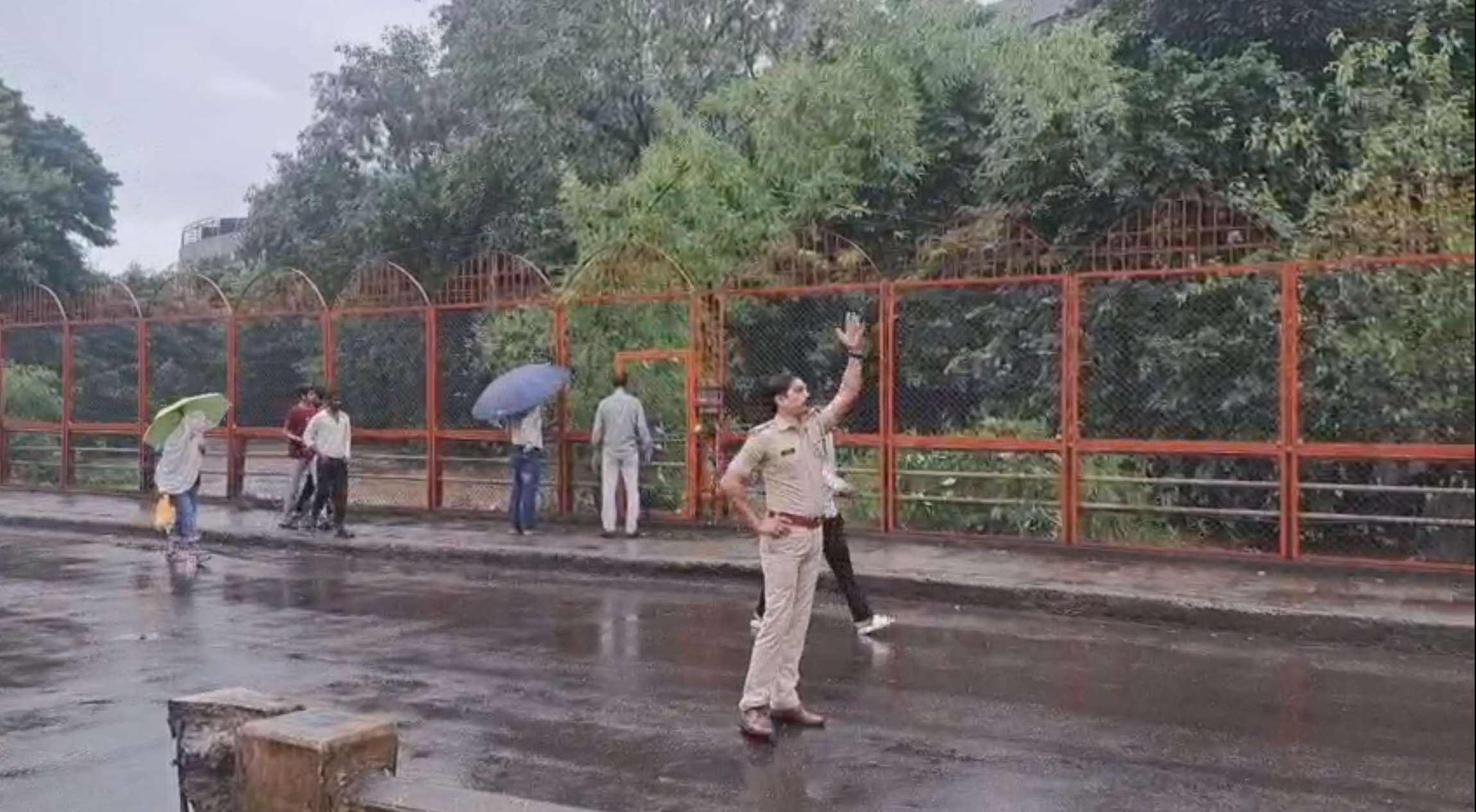नाशिक ट्रॅफिक अलर्ट : त्रिमूर्ती–सिटी सेंटर मार्ग आणि उंटवाडी पूल वाहतुकीसाठी बंद