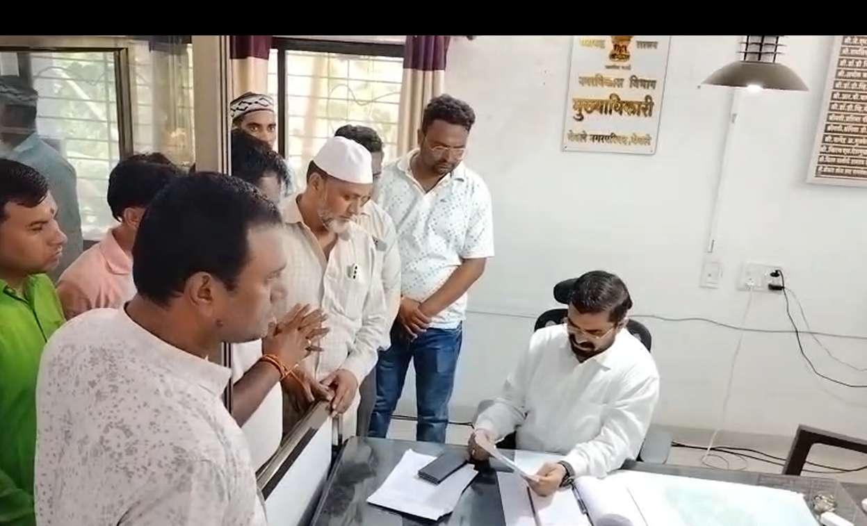 येवल्यात 'सटाणा पॅटर्न'ची मागणी; घरपट्टी आणि व्यवसाय करात ५० टक्के सवलतीची मागणी